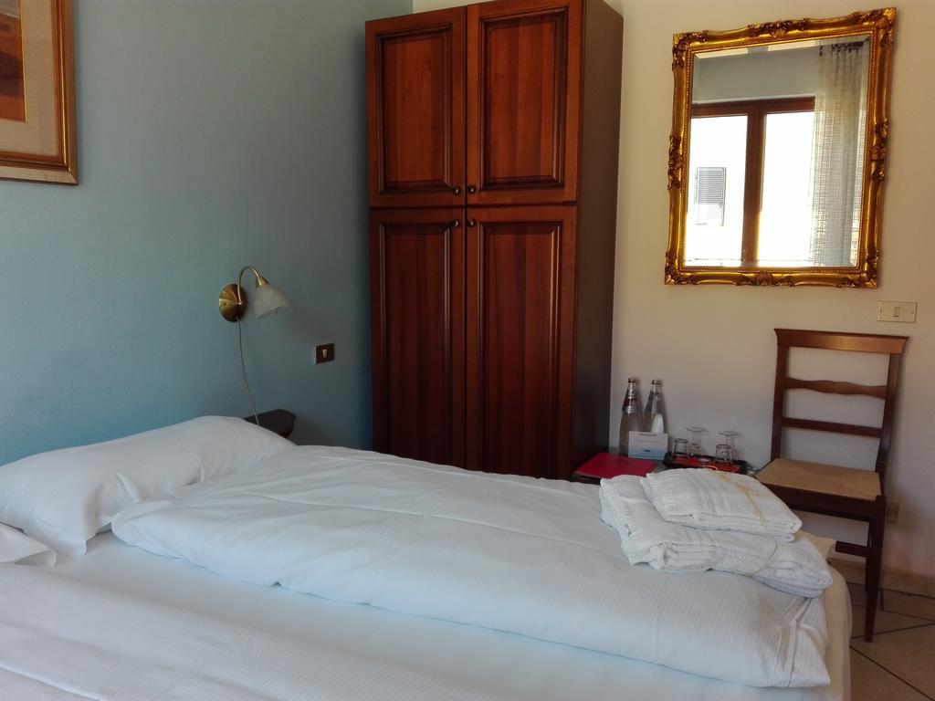 Lake Maggiore Villa Margherita מראה חיצוני תמונה